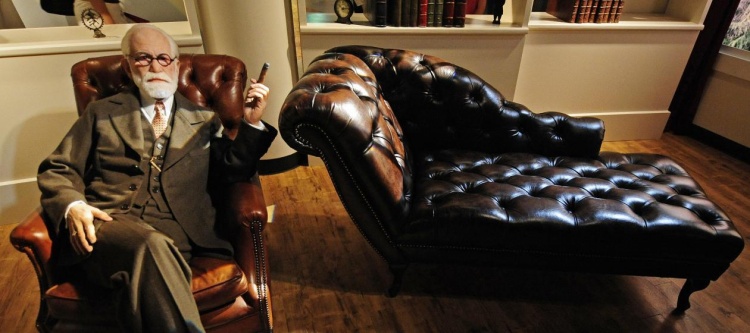 Settling Down: The Use of the Couch in Psychotherapy