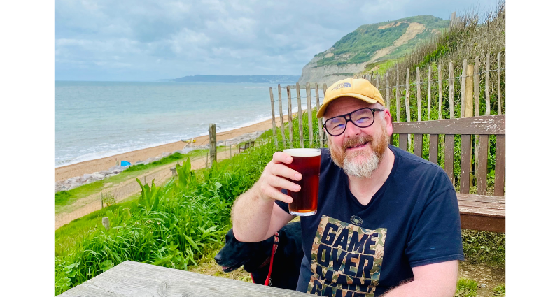 Meet the Therapist: Si James