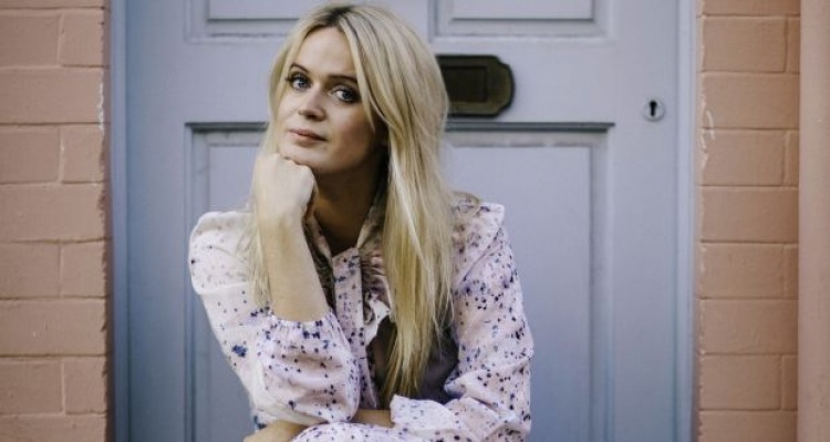 Dolly Alderton Says Therapy Was the Best Decision She Ever Made