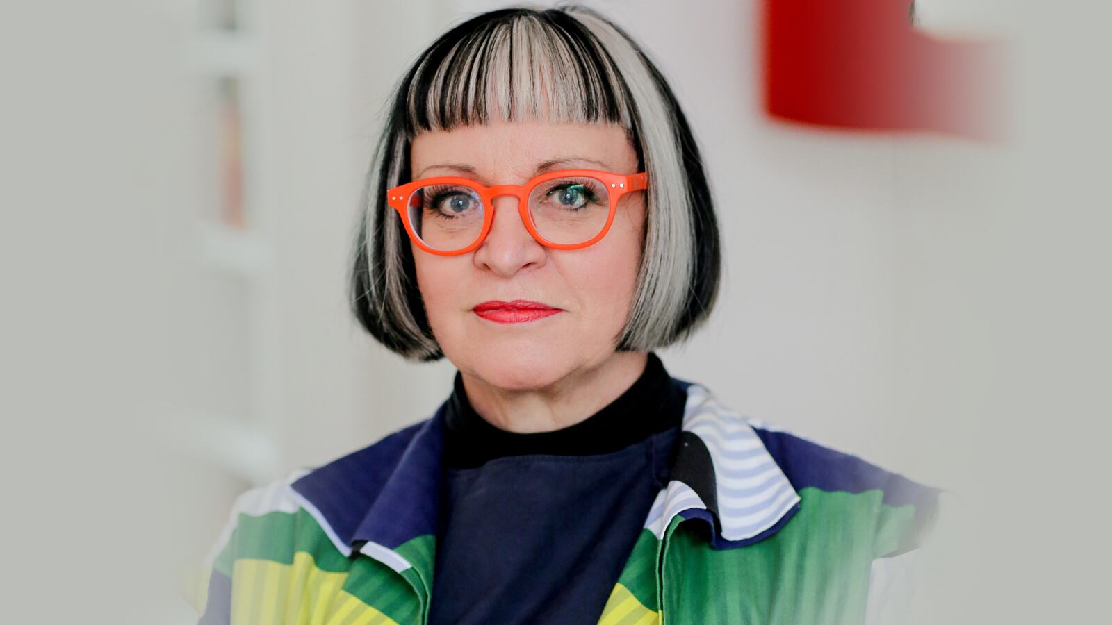How to Avoid Spreading Panic in This Pandemic: Philippa Perry's Advice